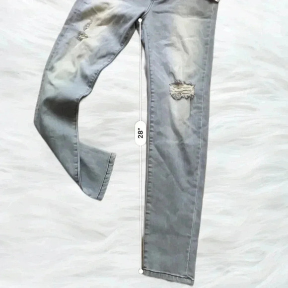 Free People X Sandrine Rose NWT Mid-Rise Skinny‎ Distressed Jeans Blue Size 26 - Picture 10 of 10